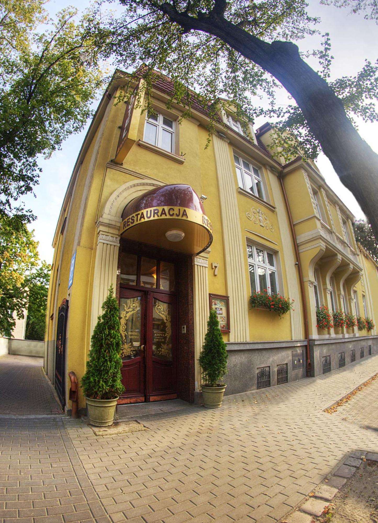 Hotel Atena Слупск Екстериор снимка