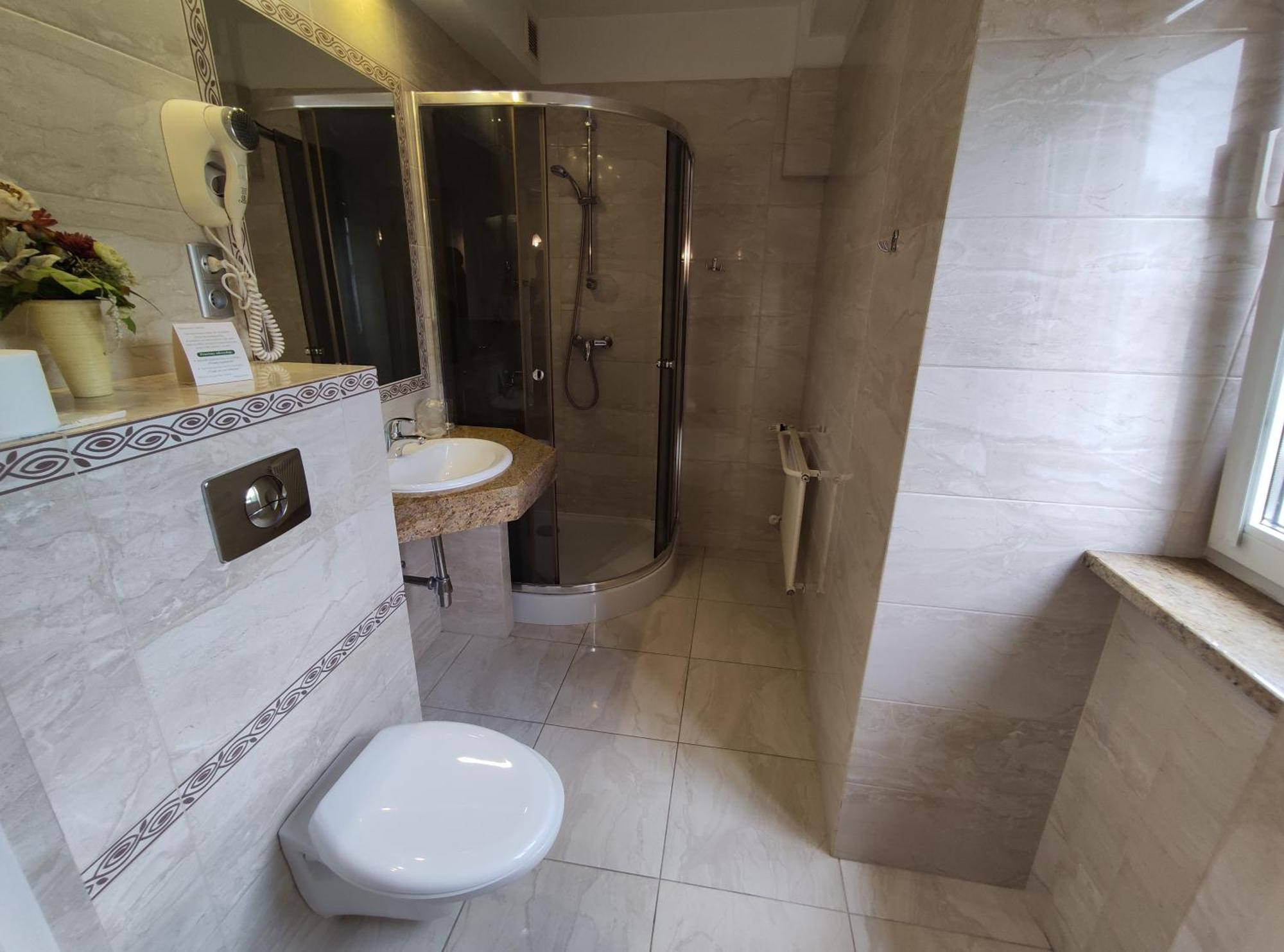 Hotel Atena Слупск Екстериор снимка