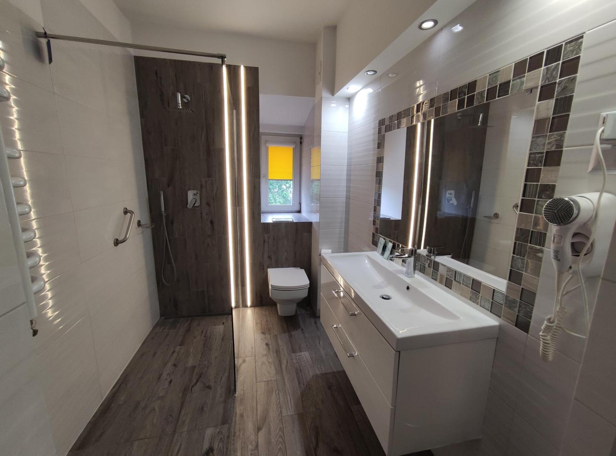 Hotel Atena Слупск Екстериор снимка