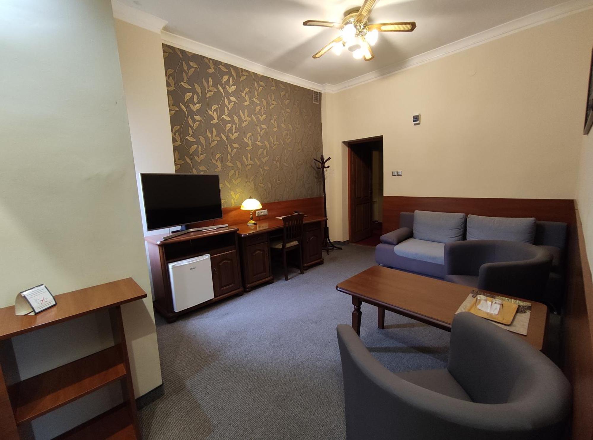 Hotel Atena Слупск Екстериор снимка