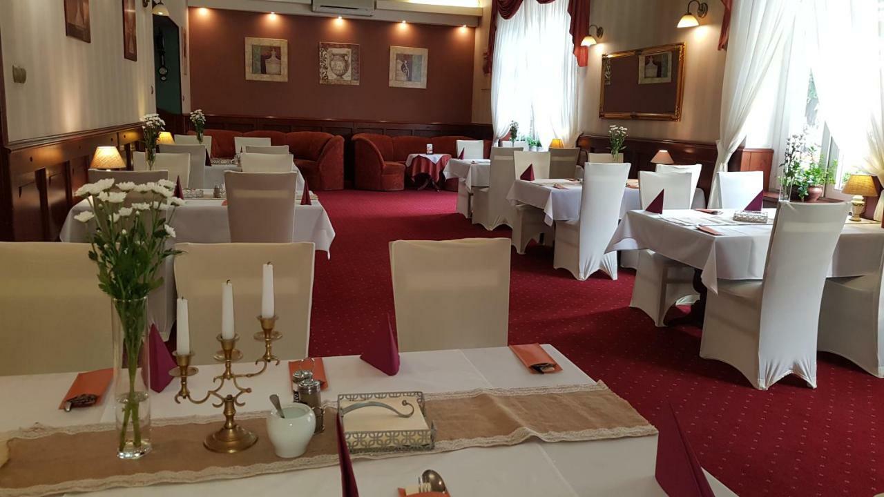 Hotel Atena Слупск Екстериор снимка