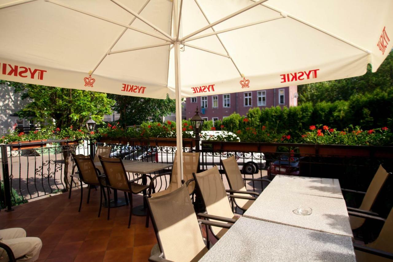 Hotel Atena Слупск Екстериор снимка